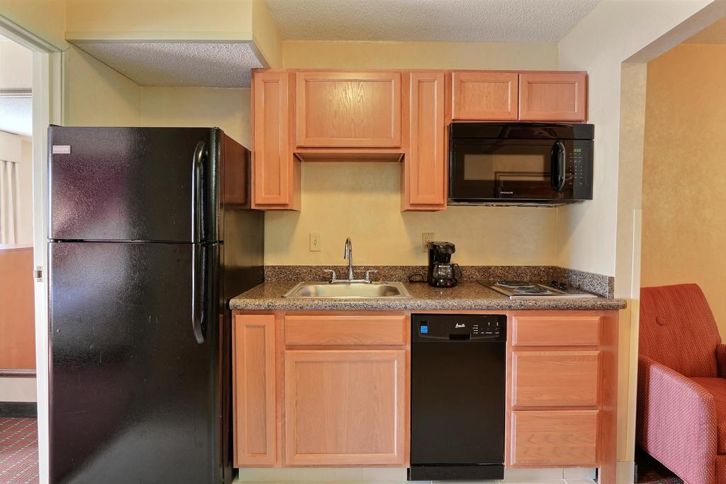 Comfort Suites Auburn Hills-Detroit Ngoại thất bức ảnh