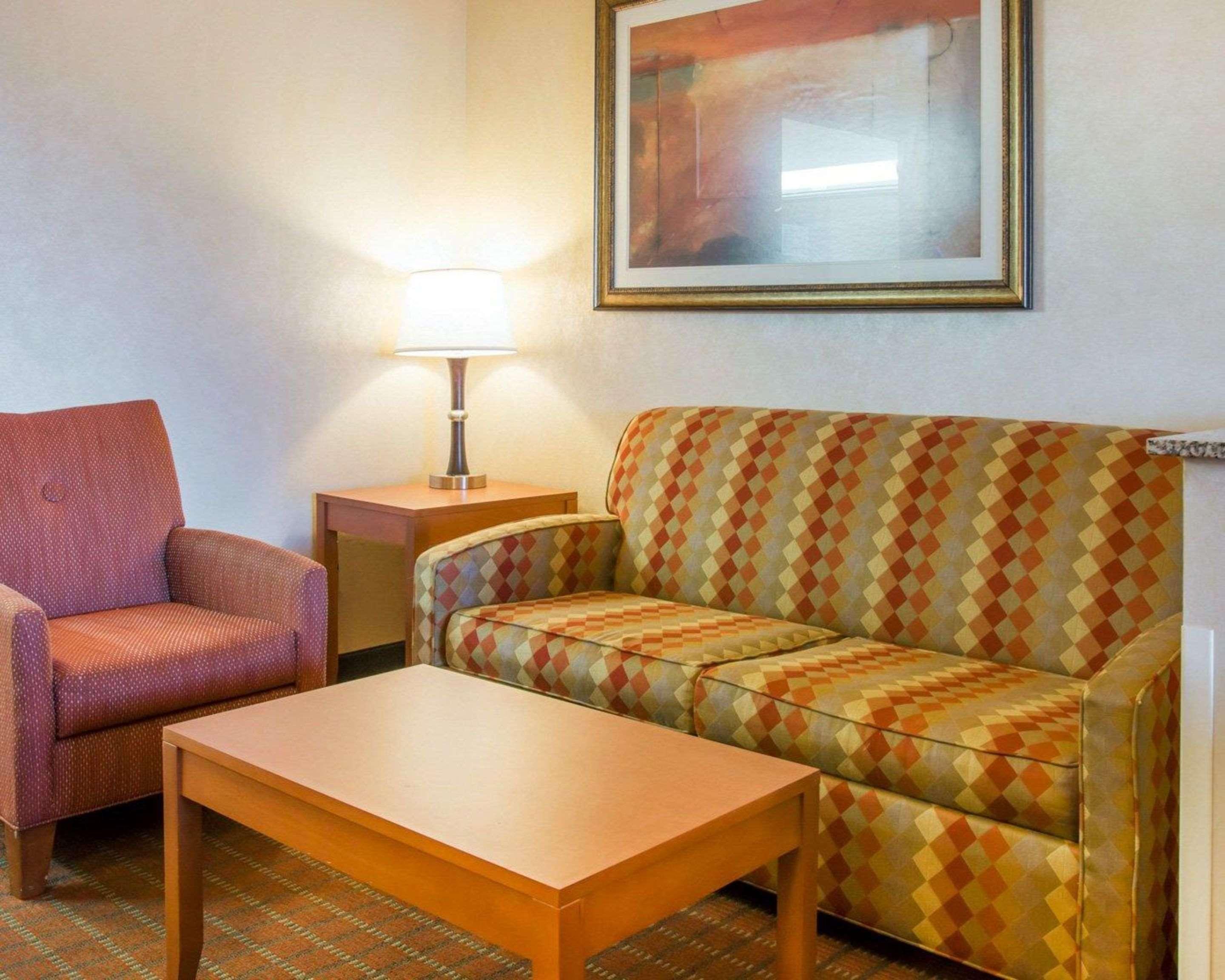 Comfort Suites Auburn Hills-Detroit Ngoại thất bức ảnh