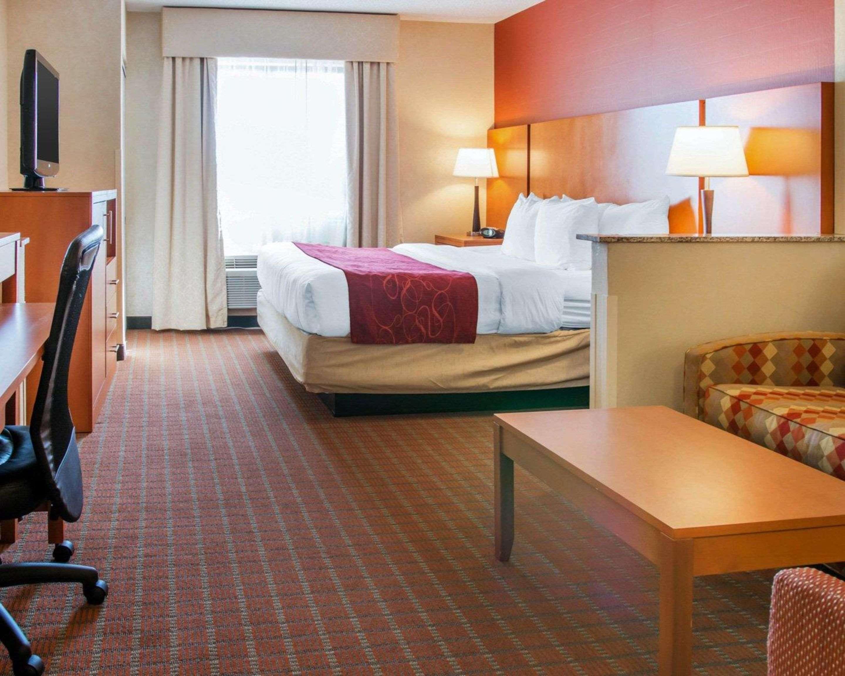 Comfort Suites Auburn Hills-Detroit Ngoại thất bức ảnh