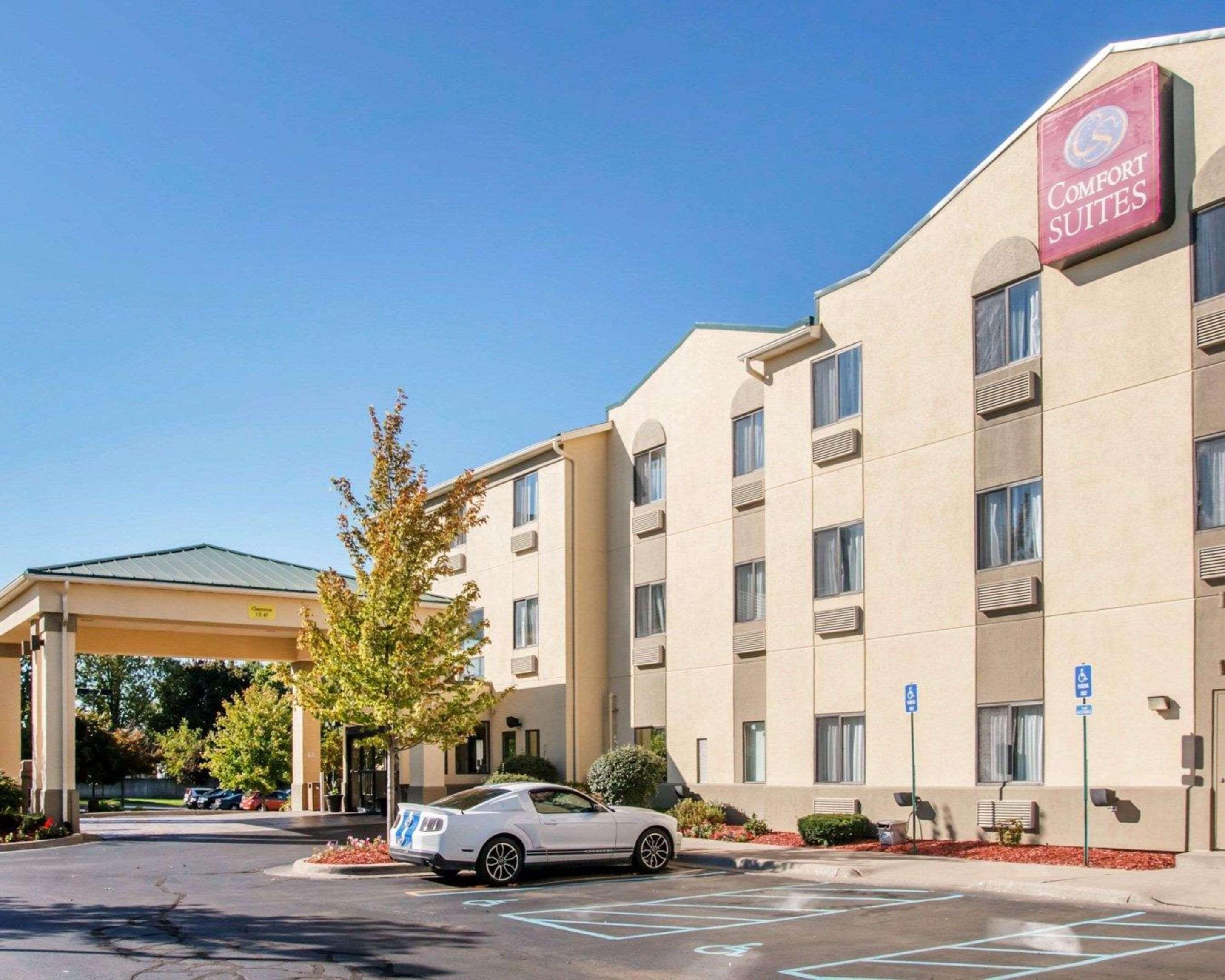 Comfort Suites Auburn Hills-Detroit Ngoại thất bức ảnh