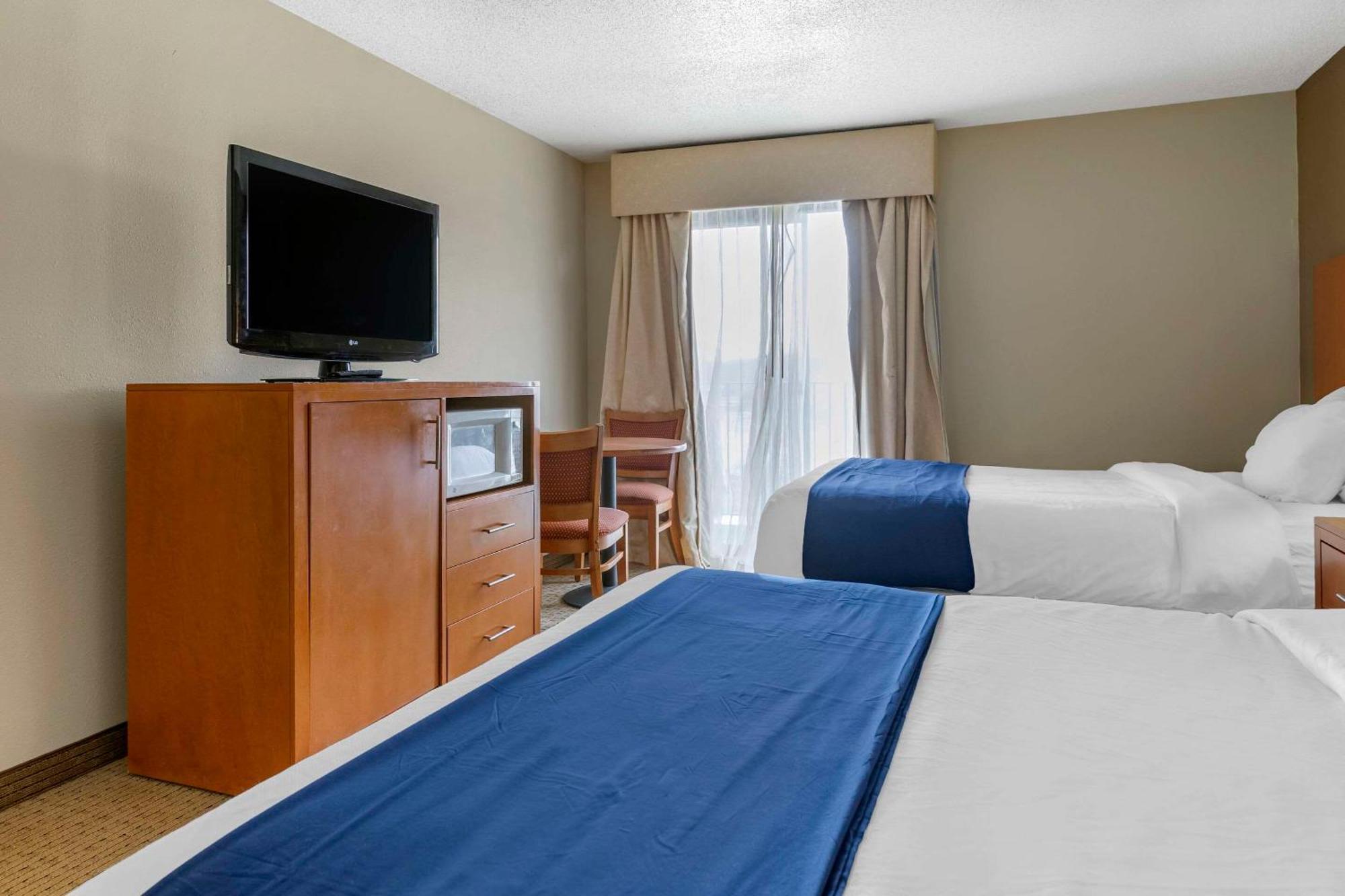 Comfort Suites Auburn Hills-Detroit Ngoại thất bức ảnh